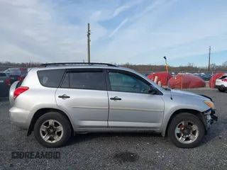 2008 Toyota RAV4 with VIN JTMZD33V286074582, listed as a IAAI auction lot 41586955 with 120,750 mi miles. Bid and sale history available at carsss.com. Image 14.