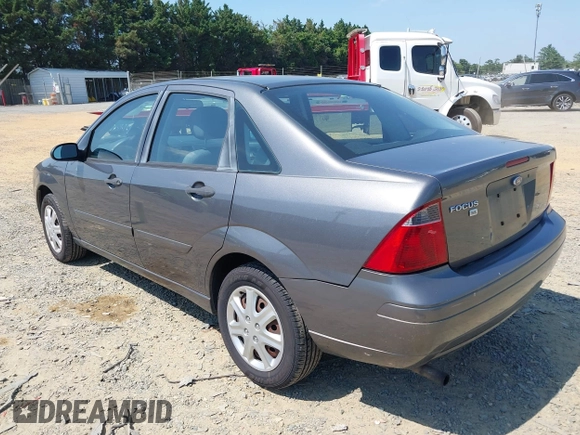 2007 Ford Focus S с VIN 1FAFP34N07W294736, выставлен на аукционе IAAI как лот 42571837 с пробегом 107 179 миль миль и . История ставок и продаж доступна на DreamBid. Изображение 3.
