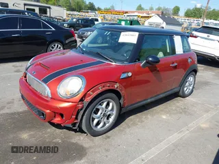 2011 MINI Hardtop S with VIN WMWSV3C58BTY12535, listed as a IAAI auction lot 42043805 with 132,239 mi miles and . Bid and sale history available at DreamBid. Image 18.