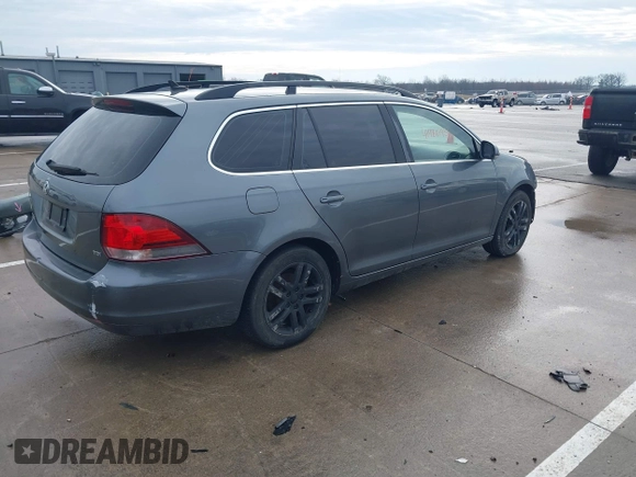 2014 Volkswagen Jetta TDI w/Sunroof & Nav with VIN 3VWPL7AJXEM604971, listed as a IAAI auction lot 41486931 with 178,563 mi miles and . Bid and sale history available at DreamBid. Image 4.