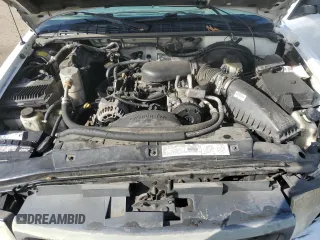 2000 GMC Sonoma with VIN 1GTDT14W8Y8313288, listed as a Copart auction lot 47313605 with 309,224 mi miles and Salvage Title. Bid and sale history available at DreamBid. Image 11.