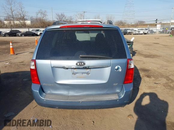 2010 Kia Sedona EX with VIN KNDMH4C38A6334878, listed as a IAAI auction lot 41772024 with 208,818 mi miles. Bid and sale history available at carsss.com. Image 17.