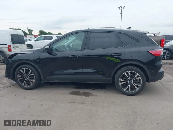 2022 Ford Escape SE with VIN 1FMCU0G6XNUB18144, listed as a IAAI auction lot 42390521 with 27,594 mi miles and . Bid and sale history available at DreamBid. Image 14.