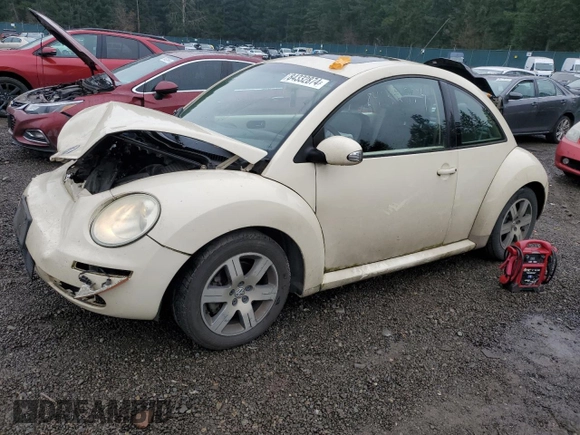 2006 Volkswagen Beetle with VIN 3VWRW31C36M420726, listed as a Copart auction lot 84332874 with 110,338 mi miles and Salvage title. Bid and sale history available at DreamBid. Image 1.