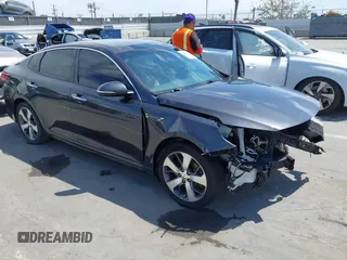 2019 Kia Optima LX with VIN 5XXGT4L39KG290775, listed as a IAAI auction lot 42034654 with 79,442 mi miles. Bid and sale history available at carsss.com. Image 1.