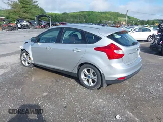 2012 Ford Focus SE z VIN 1FAHP3K27CL241013, wystawiony jako IAAI lot #42198812 z przebiegiem 121 888 mil mil oraz . Historia ofert i sprzedaży dostępna na DreamBid. Obrazek 3.