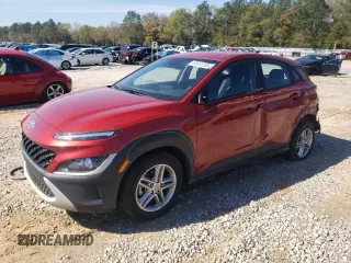 2022 Hyundai Kona Preferred with VIN KM8K22AB1NU766989, listed as a Copart auction lot 50651255 with 77,538 mi miles and Salvage Title. Bid and sale history available at carsss.com. Image 1.