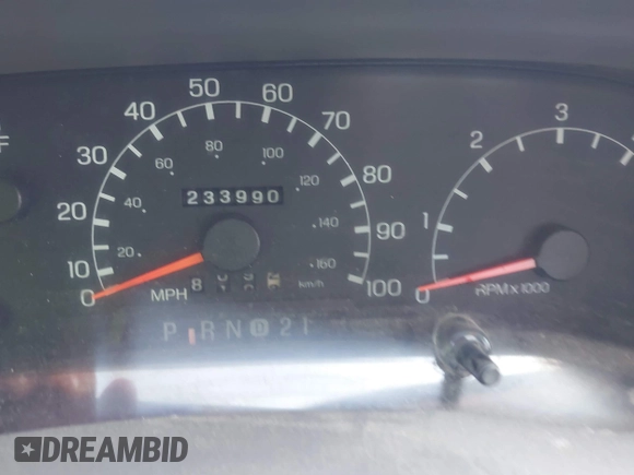 1999 Ford Super Duty F-250 XL with VIN 1FTNW21S5XED28172, listed as a IAAI auction lot 41887957 with 233,990 mi miles. Bid and sale history available at carsss.com. Image 15.