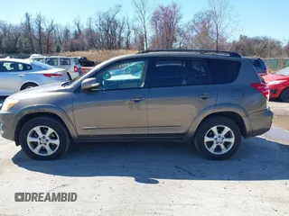 2010 Toyota RAV4 Ltd with VIN JTMDK4DV0AD014466, listed as a IAAI auction lot 41834499 with 121,114 mi miles. Bid and sale history available at carsss.com. Image 14.