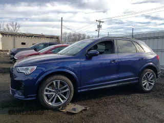 2024 Audi Q3 S line Premium z VIN WA1DECF33R1078747, wystawiony jako Copart lot #51853115 z przebiegiem 12 002 mil mil oraz Szkody całkowita. Historia ofert i sprzedaży dostępna na DreamBid. Obrazek 1.
