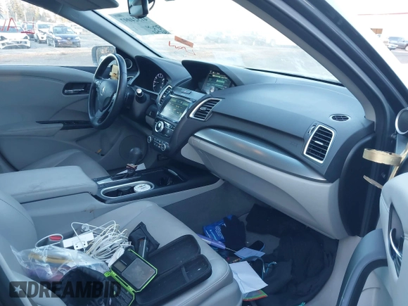 2018 Acura RDX w/Technology Pkg with VIN 5J8TB4H57JL021122, listed as a IAAI auction lot 41524097 with 80,753 mi miles. Bid and sale history available at carsss.com. Image 5.