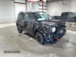2023 Jeep Renegade Trailhawk with VIN ZACNJDC18PPP32439, listed as a Copart auction lot 43872655 with 21,440 mi miles and Salvage title. Bid and sale history available at DreamBid. Image 4.