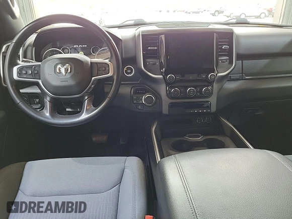 2022 Ram 1500 Big Horn z VIN 1C6RRFFG3NN179009, wystawiony jako IAAI lot #42521052 z przebiegiem 60 189 mil mil oraz . Historia ofert i sprzedaży dostępna na DreamBid. Obrazek 16.