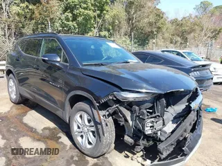 2021 Chevrolet Blazer LT z VIN 3GNKBCR41MS529103, wystawiony jako IAAI lot #41783784 z przebiegiem 45 423 mil mil oraz . Historia ofert i sprzedaży dostępna na DreamBid. Obrazek 1.