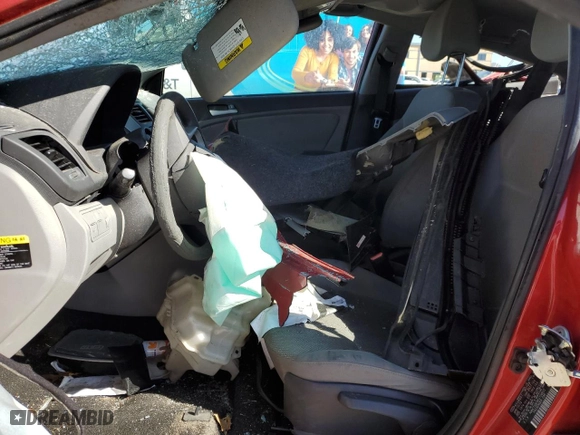 2014 Hyundai Accent GLS with VIN KMHCT4AE6EU708822, listed as a Copart auction lot 43618105 with 0 mi miles and Non Repairable. Bid and sale history available at carsss.com. Image 7.