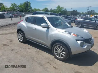 2013 Nissan Juke S with VIN JN8AF5MR0DT212138, listed as a IAAI auction lot 42082847 with 105,088 mi miles. Bid and sale history available at carsss.com. Image 1.