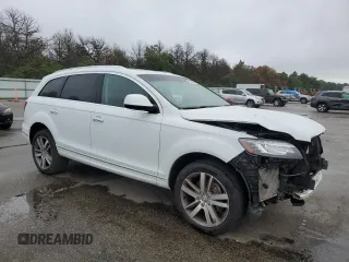 2014 Audi Q7 Premium Plus z VIN WA1LMAFE7ED007998, wystawiony jako Copart lot #65349044 z przebiegiem Nie podano mil oraz Nie do naprawy • Non repairable. Historia ofert i sprzedaży dostępna na DreamBid. Obrazek 4.