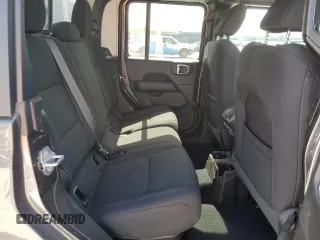 2021 Jeep Gladiator Overland z VIN 1C6HJTFG0ML574762, wystawiony jako Copart lot #54728225 z przebiegiem 32 284 mil mil oraz Szkoda całkowita • Salvage title. Historia ofert i sprzedaży dostępna na DreamBid. Obrazek 10.