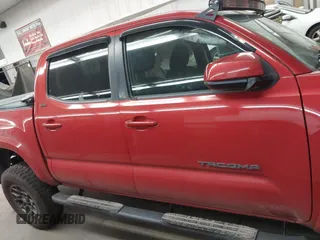 2018 Toyota Tacoma SR with VIN 3TMCZ5AN0JM166978, listed as a IAAI auction lot 41936143 with 129,674 mi miles. Bid and sale history available at carsss.com. Image 13.