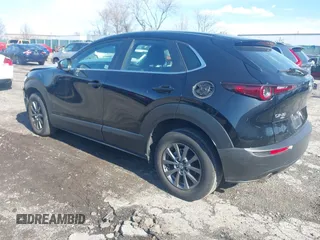 2021 Mazda CX-30 S with VIN 3MVDMBAL5MM249910, listed as a IAAI auction lot 41875515 with 39,190 mi miles and . Bid and sale history available at carsss.com. Image 3.