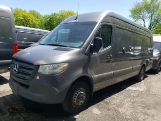 2021 Mercedes-Benz Sprinter with VIN W1W9ED3YXMT061558, listed as a Copart auction lot 53903504 with 19,035 mi miles and Clean Title. Bid and sale history available at DreamBid. Image 2.