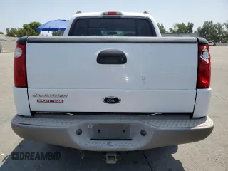 2001 Ford Explorer Sport Trac with VIN 1FMZU67E01UA22201, listed as a Copart auction lot 62529415 with 207,896 mi miles and Clean title. Bid and sale history available at DreamBid. Image 6.