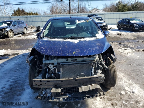2019 Nissan Versa Note SV with VIN 3N1CE2CP4KL361985, listed as a Copart auction lot 45747415 with NaN miles and Salvage Title. Bid and sale history available at carsss.com. Image 5.