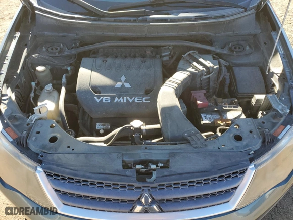 2008 Mitsubishi Outlander XLS with VIN JA4MT41X38Z008705, listed as a Copart auction lot 86807564 with 254,085 mi miles and Salvage Title. Bid and sale history available at carsss.com. Image 12.