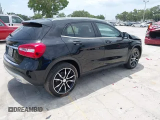 2017 Mercedes-Benz GLA 250 z VIN WDCTG4GB7HJ329804, wystawiony jako IAAI lot #42176853 z przebiegiem 72 060 mil mil oraz . Historia ofert i sprzedaży dostępna na DreamBid. Obrazek 4.