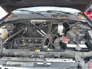 2010 Mercury Mariner with VIN 4M2CN8B78AKJ05229, listed as a IAAI auction lot 41217230 with 268,317 mi miles. Bid and sale history available at carsss.com. Image 10.