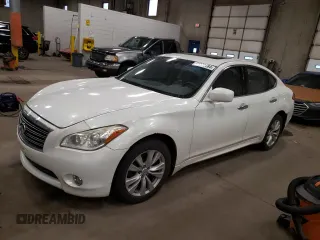 2011 Infiniti M37 with VIN JN1BY1AR6BM372350, listed as a Copart auction lot 84338164 with 233,442 mi miles and Clean Title. Bid and sale history available at carsss.com. Image 1.
