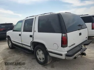 1998 GMC Yukon with VIN 1GKEK13R9WJ711087, listed as a Copart auction lot 73795594 with 177,708 mi miles and Non Repairable. Bid and sale history available at carsss.com. Image 2.