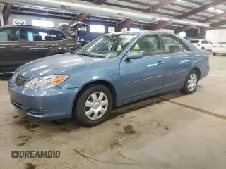 2004 Toyota Camry LE z VIN 4T1BE32K94U820825, wystawiony jako Copart lot #60972565 z przebiegiem 198 899 mil mil oraz Czysty tytuł • Clean title. Historia ofert i sprzedaży dostępna na DreamBid. Obrazek 1.