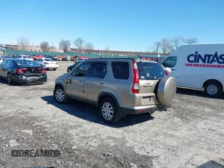 2005 Honda CR-V EX SE with VIN JHLRD78965C011391, listed as a IAAI auction lot 41820990 with 206,623 mi miles. Bid and sale history available at carsss.com. Image 3.