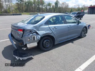 2021 Toyota Corolla SE with VIN JTDS4MCE0MJ077656, listed as a IAAI auction lot 42162598 with 32,714 mi miles and . Bid and sale history available at carsss.com. Image 4.