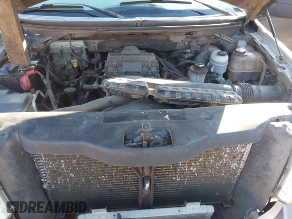 2005 Ford F-150 XLT с VIN 1FTPW12575KF03371, выставлен на аукционе IAAI как лот 41577250 с пробегом 218 892 миль миль и . История ставок и продаж доступна на DreamBid. Изображение 10.