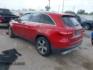 2017 Mercedes-Benz GLC with VIN WDC0G4JB5HF213354, listed as a IAAI auction lot 41939260 with 106,606 mi miles. Bid and sale history available at carsss.com. Image 3.