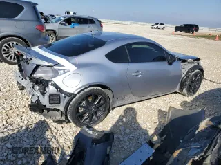 2022 Toyota GR86 Premium with VIN JF1ZNBF16N8756564, listed as a Copart auction lot 86649784 with 19,225 mi miles and Salvage Title. Bid and sale history available at carsss.com. Image 3.
