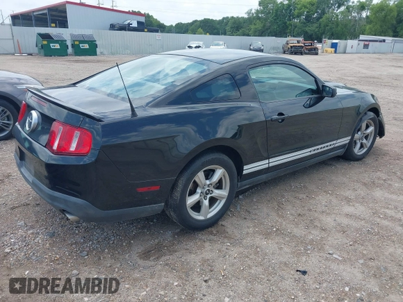 2012 Ford Mustang V6 Premium with VIN 1ZVBP8AM2C5241616, listed as a IAAI auction lot 39532874 with 182,263 mi miles. Bid and sale history available at carsss.com. Image 4.