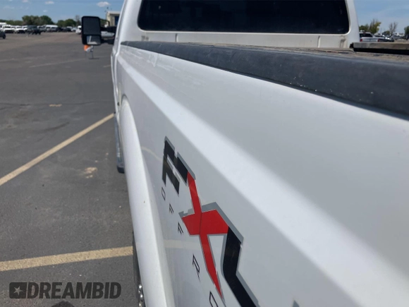 2011 Ford F-250 XL with VIN 1FT7W2BT7BEC63768, listed as a IAAI auction lot 42833330 with 293,135 mi miles and . Bid and sale history available at DreamBid. Image 20.