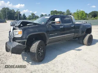 2016 GMC Sierra 3500HD Denali z VIN 1GT42YE8XGF176988, wystawiony jako Copart lot #68435504 z przebiegiem 180 684 mil mil oraz Szkoda całkowita • Salvage title. Historia ofert i sprzedaży dostępna na DreamBid. Obrazek 1.