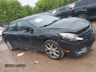 2013 Mazda 6 i Touring Plus z VIN 1YVHZ8EHXD5M12743, wystawiony jako IAAI lot #42365284 z przebiegiem 131 900 mil mil oraz . Historia ofert i sprzedaży dostępna na DreamBid. Obrazek 13.