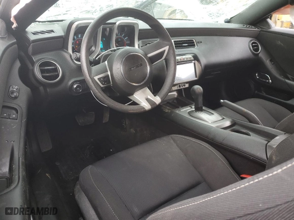 2011 Chevrolet Camaro 1LT with VIN 2G1FB1ED0B9197159, listed as a Copart auction lot 86854184 with 44,605 mi miles and Salvage Title. Bid and sale history available at carsss.com. Image 8.