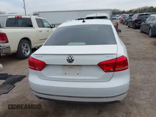 2013 Volkswagen Passat TDI SEL Premium with VIN 1VWCN7A3XDC118087, listed as a IAAI auction lot 41780198 with 305,872 mi miles. Bid and sale history available at carsss.com. Image 16.