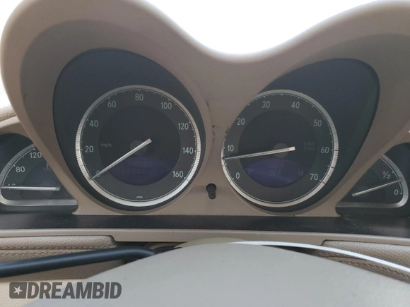 2003 Mercedes-Benz SL 500 z VIN WDBSK75F83F056017, wystawiony jako Copart lot #57662775 z przebiegiem 264 449 mil mil oraz Czysty tytuł • Clean title. Historia ofert i sprzedaży dostępna na DreamBid. Obrazek 9.