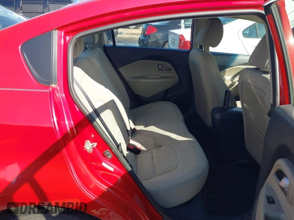 2014 Kia Rio EX z VIN KNADN4A35E6355797, wystawiony jako IAAI lot #41639623 z przebiegiem 152 057 mil mil oraz . Historia ofert i sprzedaży dostępna na DreamBid. Obrazek 8.