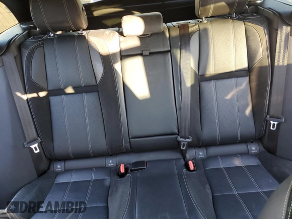 2018 Land Rover Range Rover Velar R-Dynamic SE z VIN SALYL2RX9JA753276, wystawiony jako Copart lot #41743885 z przebiegiem 74 779 mil mil oraz Szkoda całkowita • Salvage title. Historia ofert i sprzedaży dostępna na DreamBid. Obrazek 10.