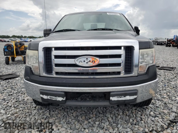 2009 Ford F-150 XL z VIN 1FTPW14V09FA23300, wystawiony jako Copart lot #62933965 z przebiegiem 183 595 mil mil oraz Czysty tytuł • Clean title. Historia ofert i sprzedaży dostępna na DreamBid. Obrazek 5.