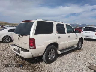 2005 Cadillac Escalade with VIN 1GYEK63N75R191326, listed as a Copart auction lot 52216355 with 177,330 mi miles and Salvage title. Bid and sale history available at DreamBid. Image 3.