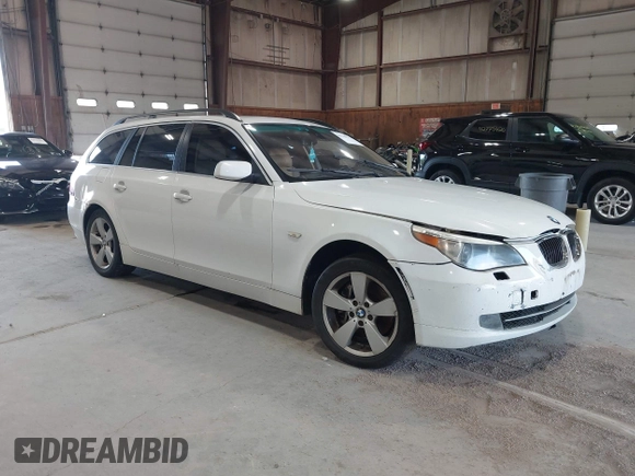 2007 BMW 5 Series 530xi with VIN WBANN73507CN03752, listed as a IAAI auction lot 42786572 with 250,683 mi miles and . Bid and sale history available at DreamBid. Image 1.